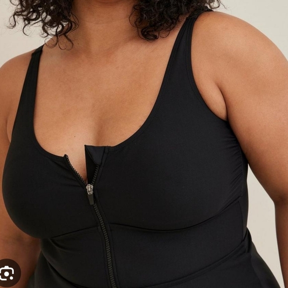 Torrid NWT size large black corset shape Bathing Suit swim dress - Picture 11 of 12